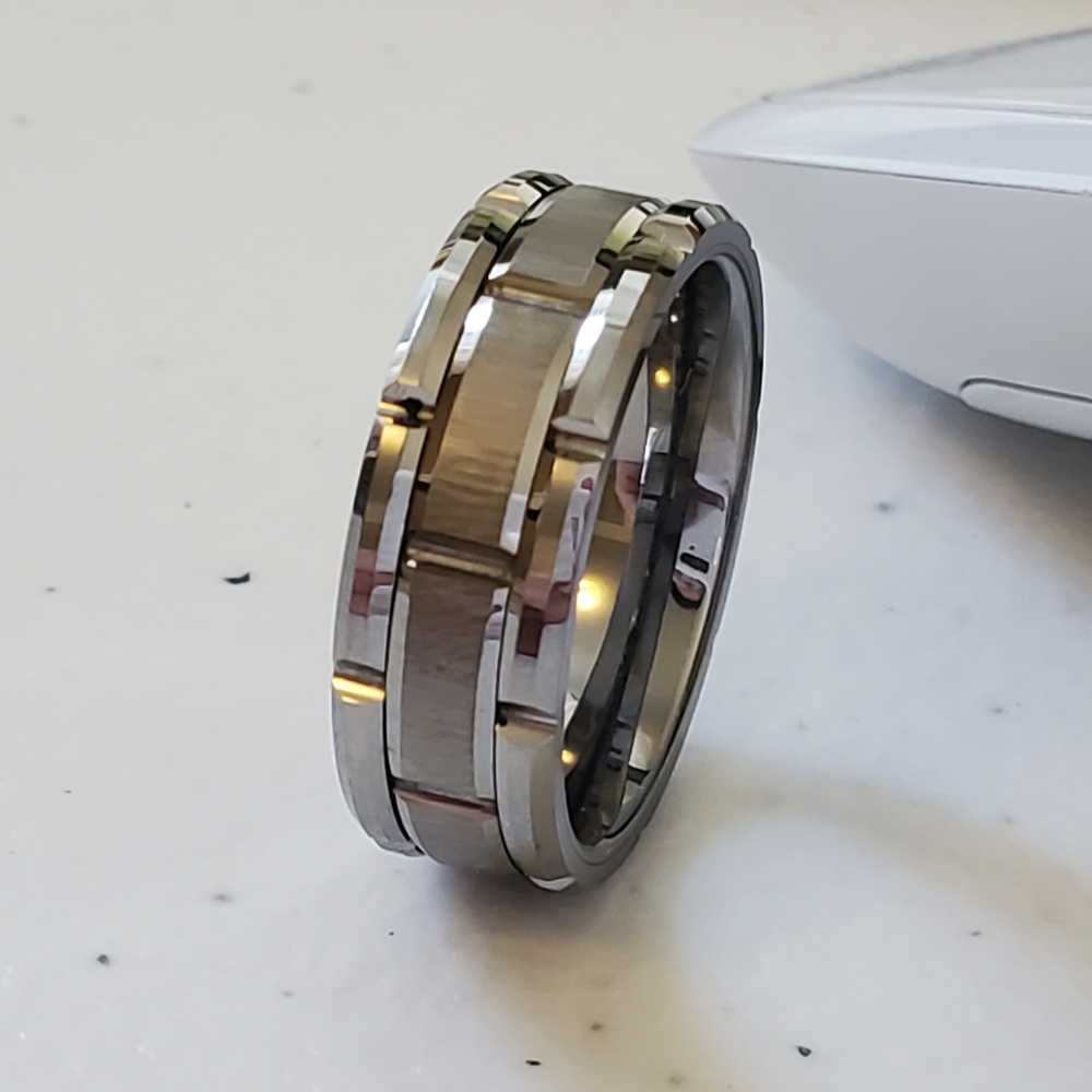 Spikes-tu Silver Brick Tungsten Carbide Ring